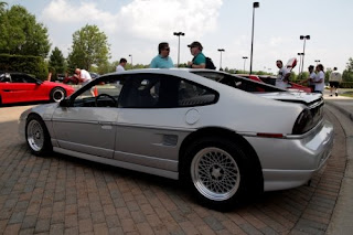 Pontiac fiero concept Pontiac fiero concept